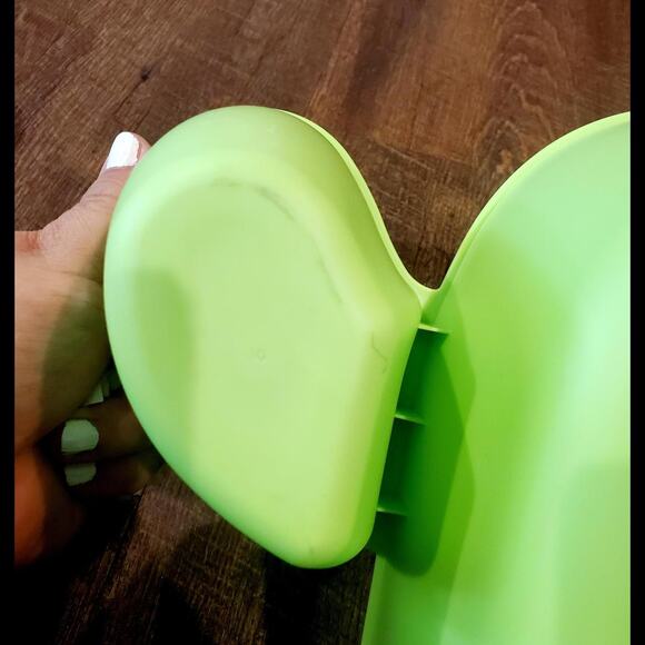 Green cactus shaped serving tray chips dip football parties birthday supplies - Picture 7 of 8